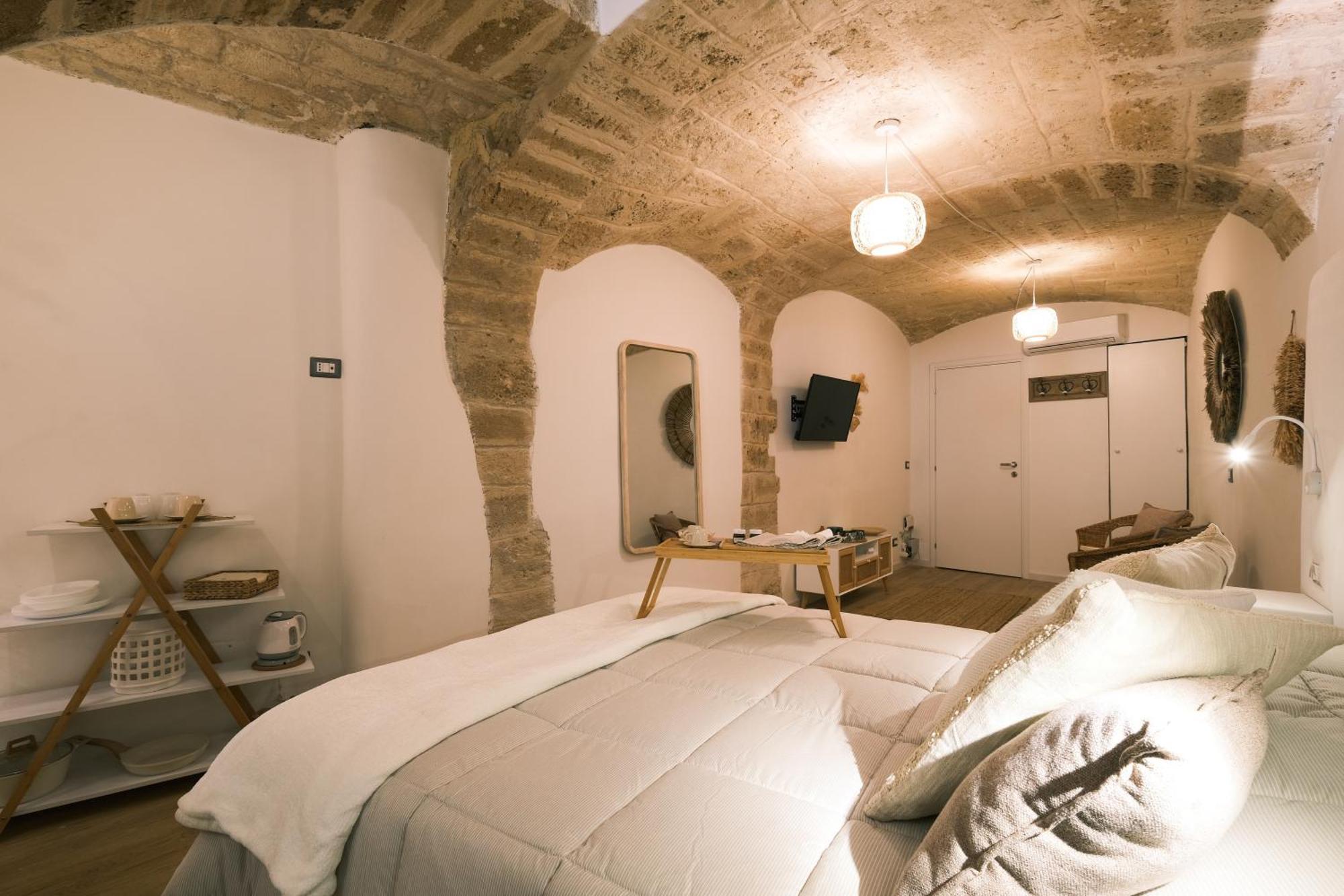 Mary House Apartment Бари Екстериор снимка