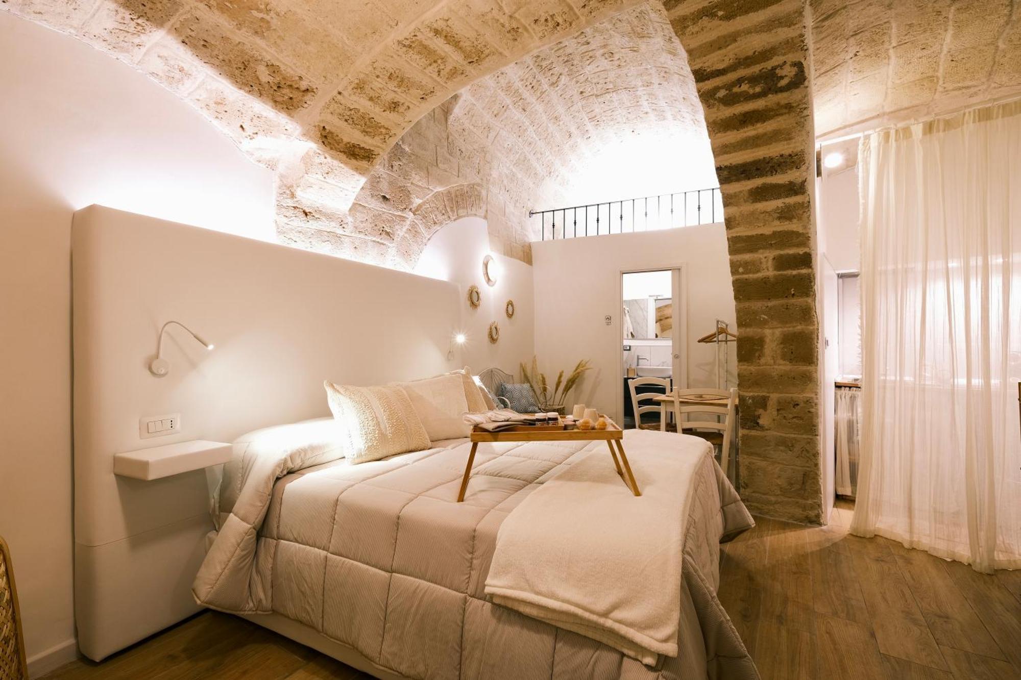 Mary House Apartment Бари Екстериор снимка