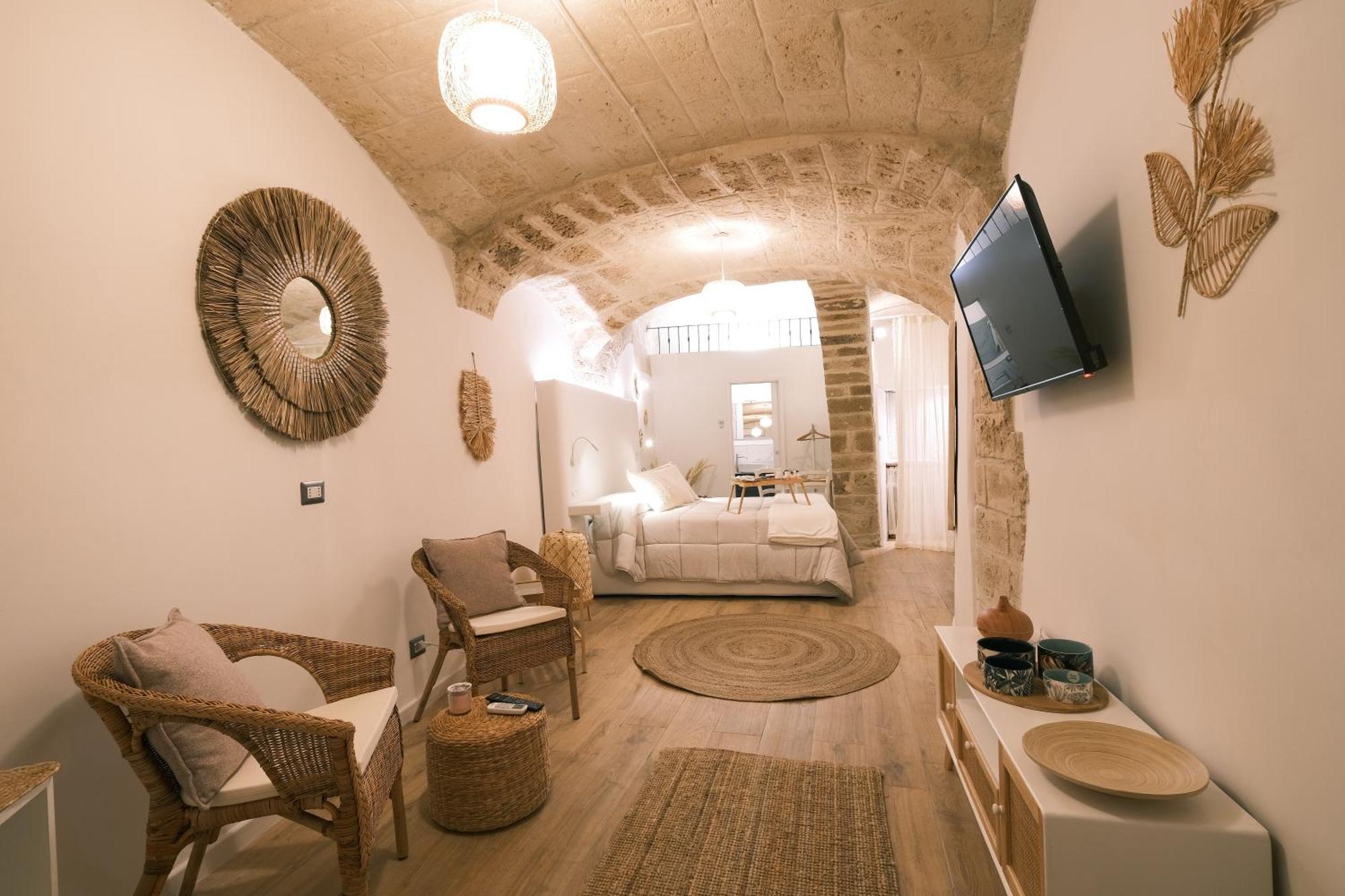 Mary House Apartment Бари Екстериор снимка