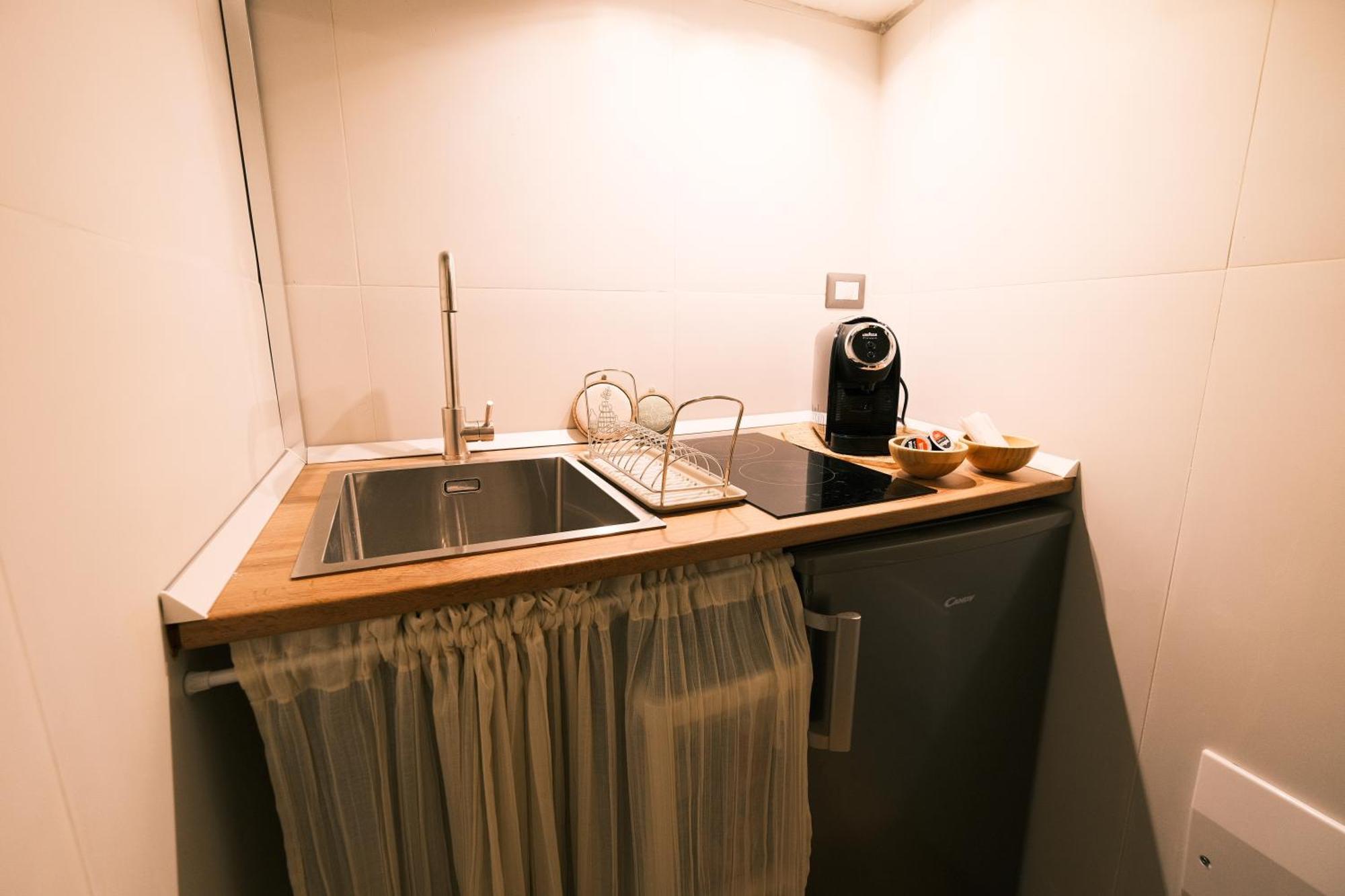 Mary House Apartment Бари Екстериор снимка